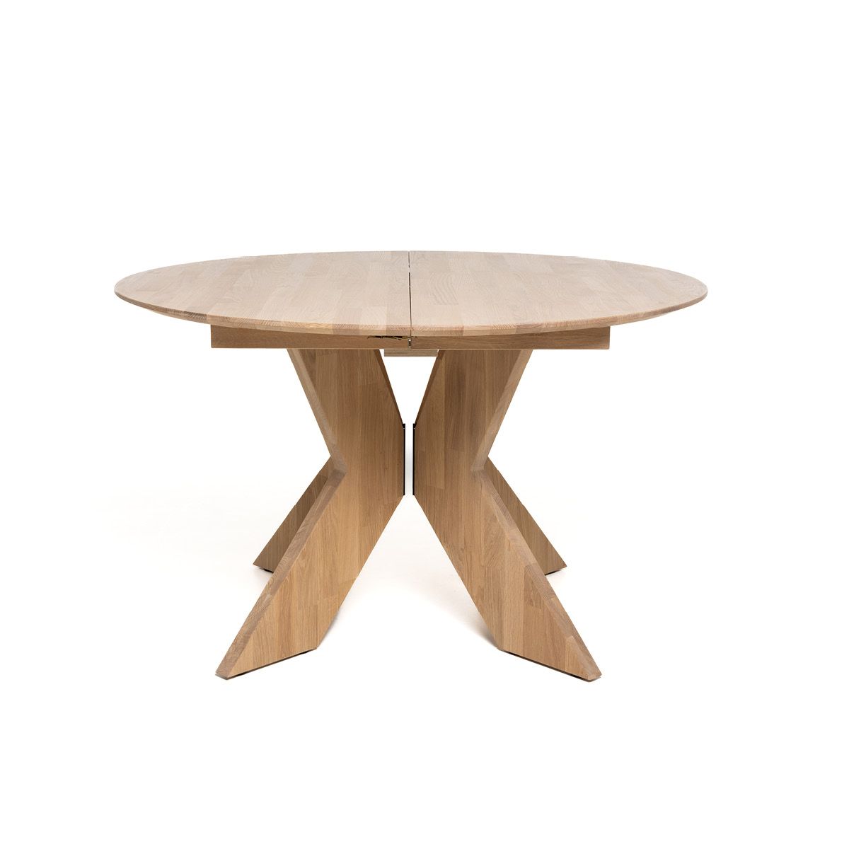 Aspen rundt spisebord ø120 (320) med 4 tilleggsplater hvitoljet heltre eik